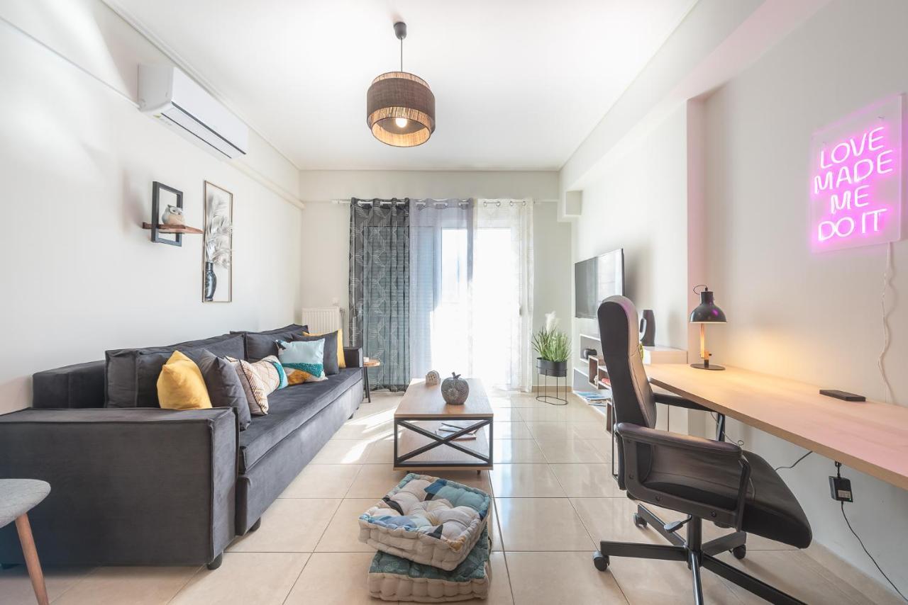 Elegant With Balcony By Cloudkeys * Athens