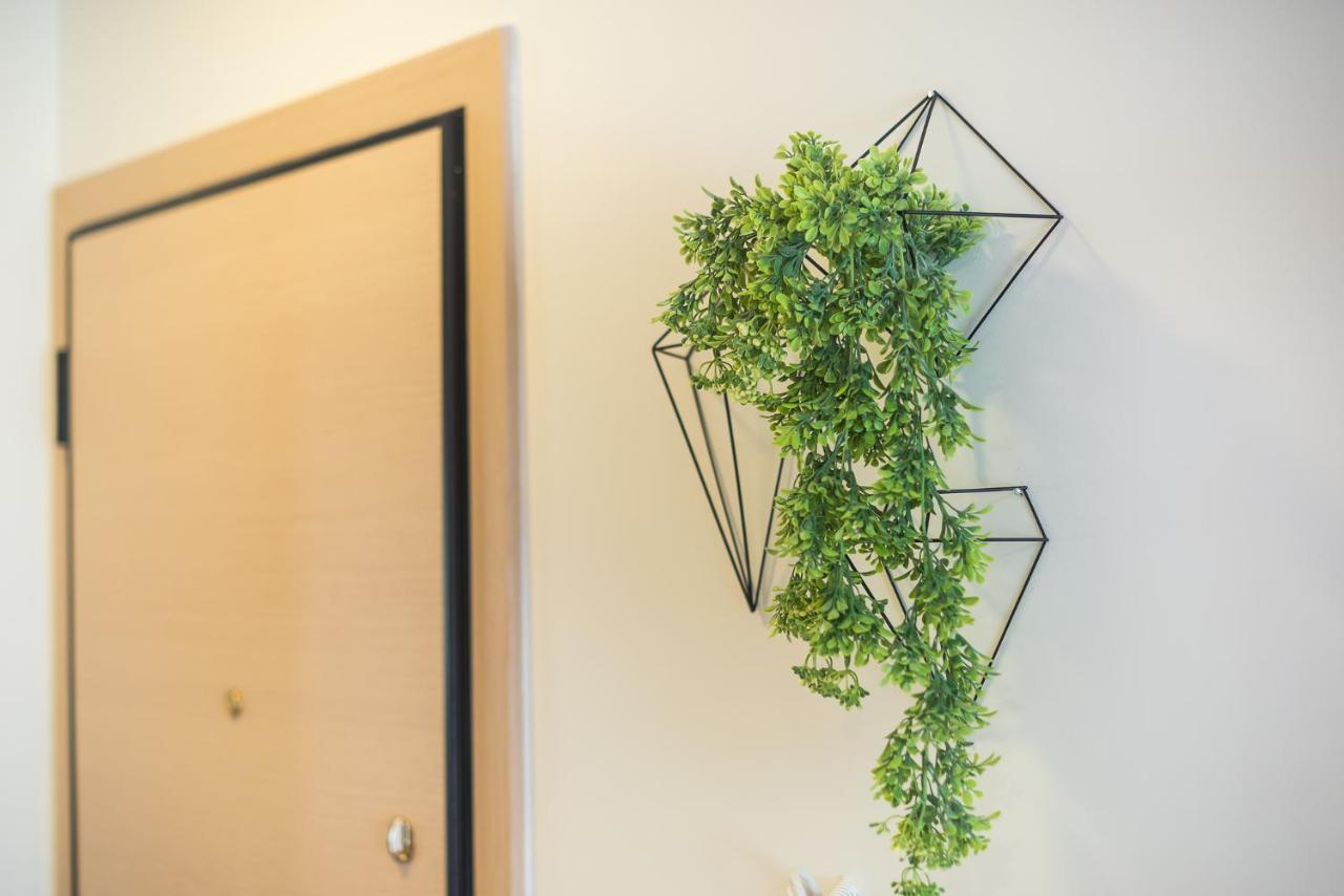 Elegant With Balcony By Cloudkeys Athens